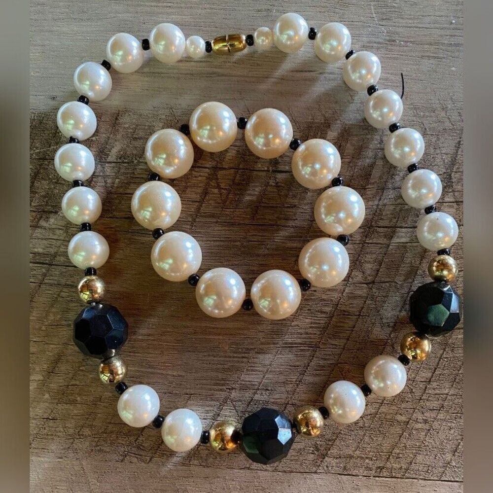 Women’s Necklace Bracelet Set Faux Pearls Beads 18” Choker Bib Collar MCM